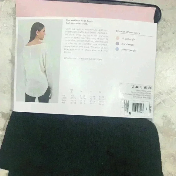 Wander By Hottotties Tunic Waffle V-Neck Black Sm - Picture 4 of 5